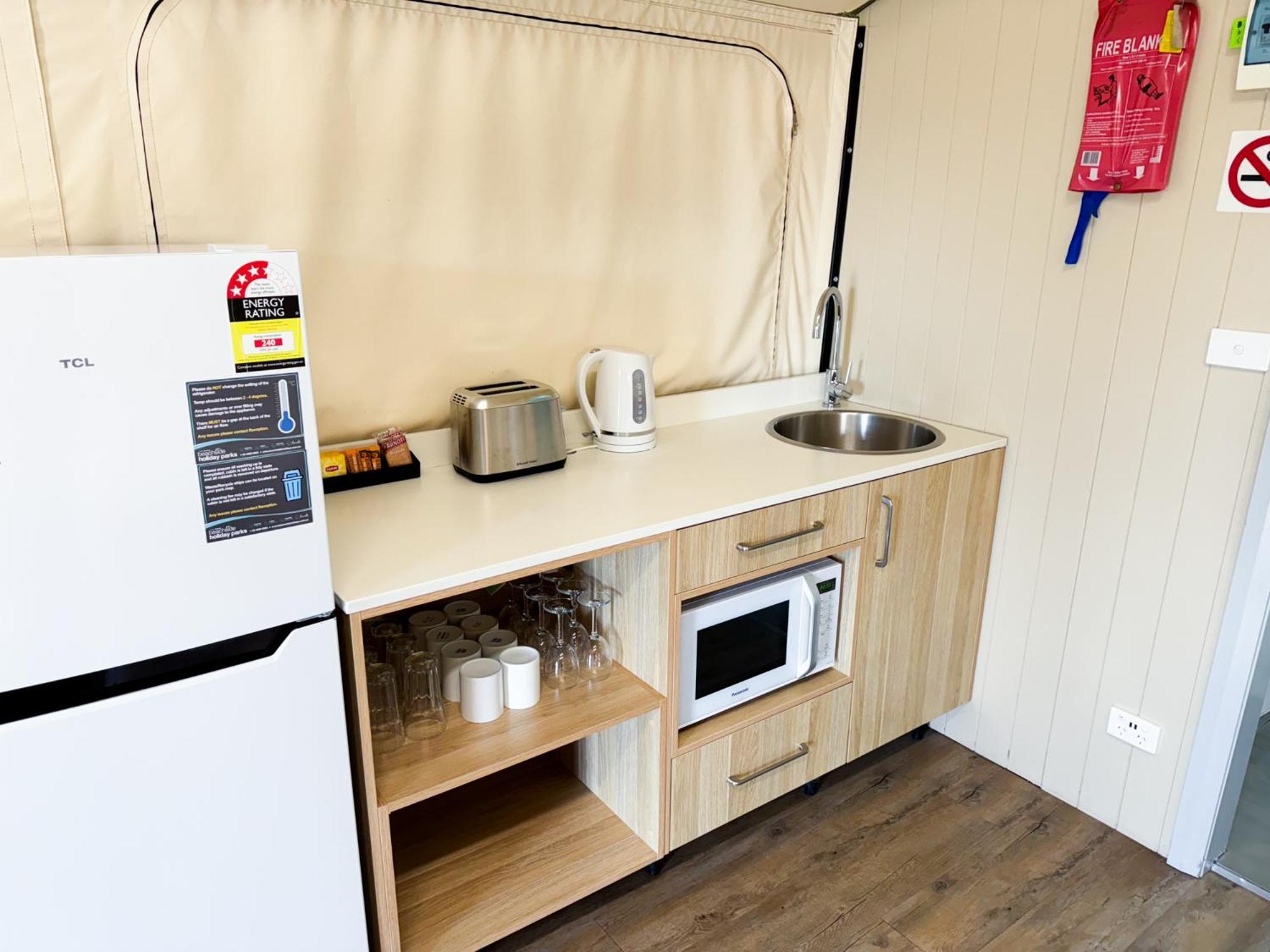 Shoal Bay Holiday Park Buitenkant foto